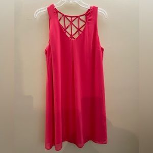 Perfect little summer dress to be casual or easily dressed up for an event.